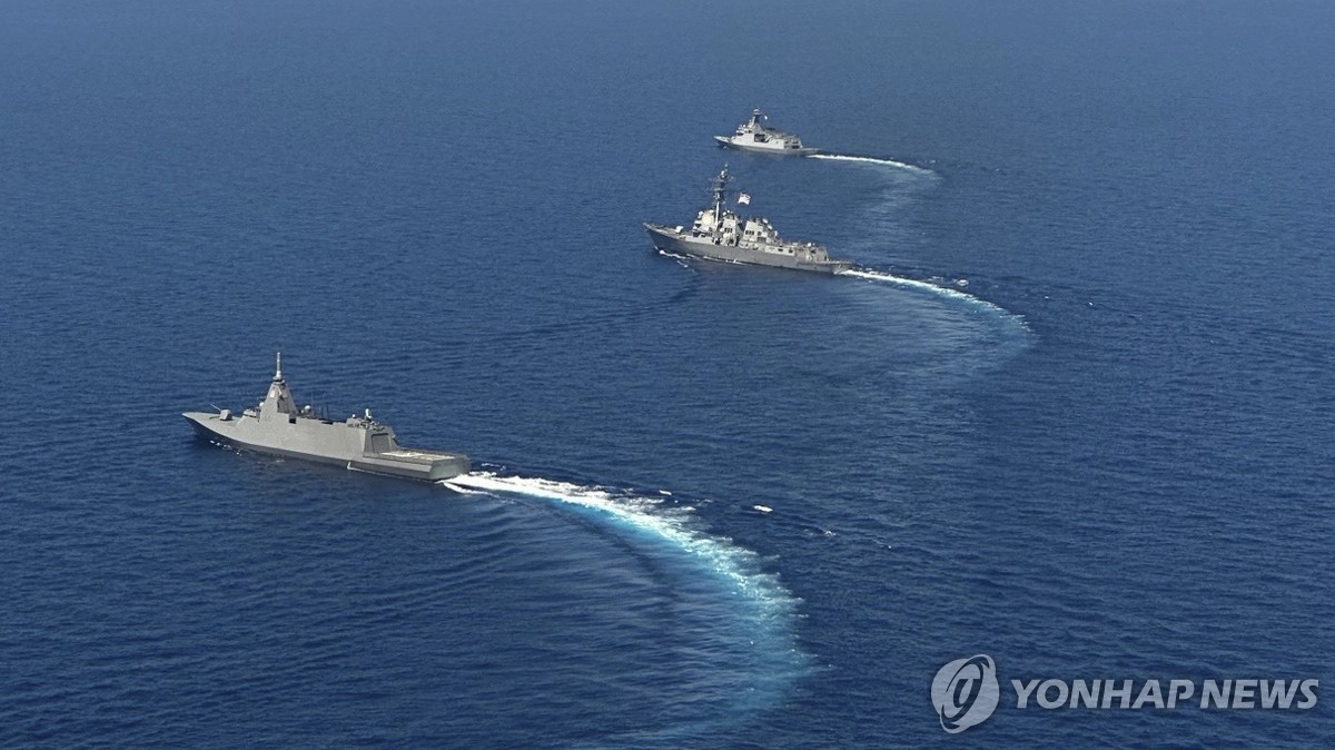 "중동 전쟁에도 여긴 무조건 지킨다"…미군 포함 1만 7천 병력 쏟아지더니 '깜짝' 2 미국