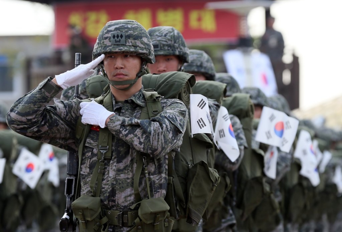 "중동 전쟁에도 여긴 무조건 지킨다"…미군 포함 1만 7천 병력 쏟아지더니 '깜짝' 5 미국