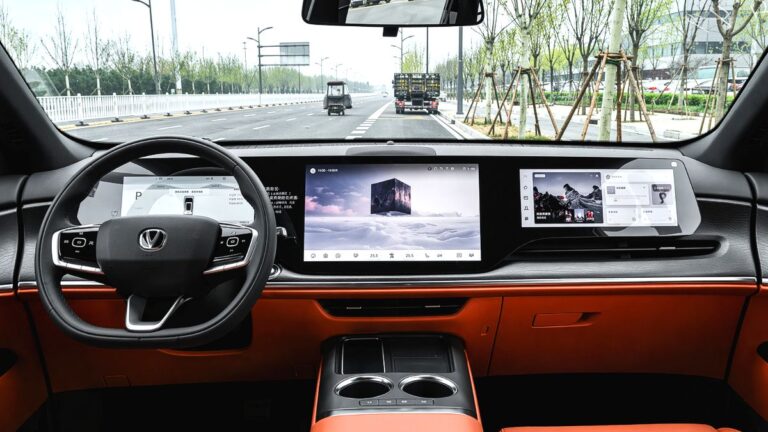 창안자동차 CS75 플러스 HEV 사전 예약 시작