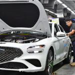 제네시스 내수 판매 전선 경고등