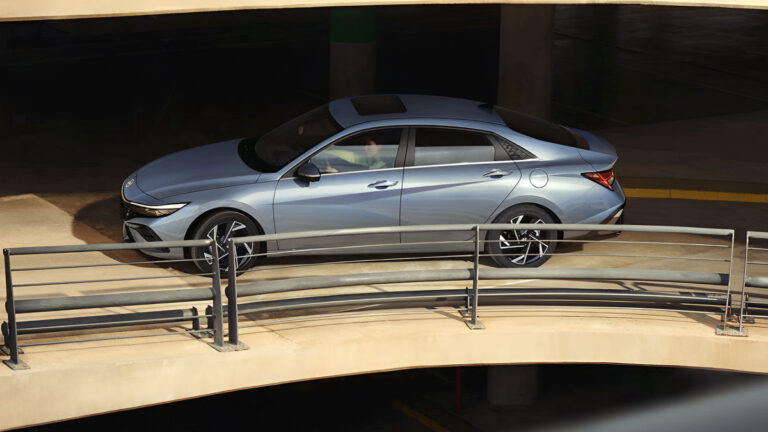 현대차 아반떼 중고차 인기 상승