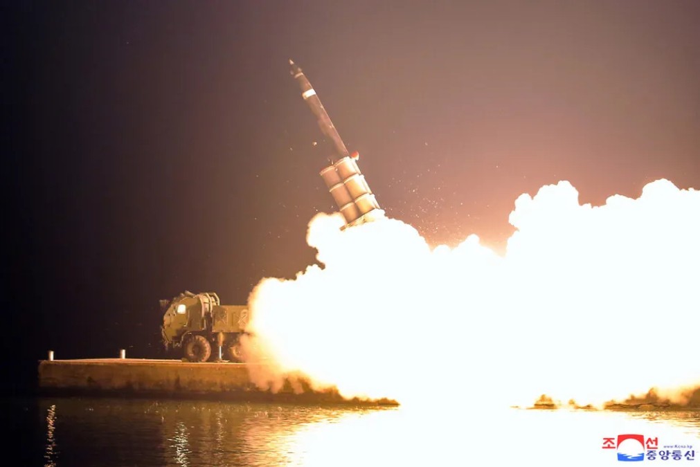 "중동에서 보던 짓 남조선에 똑같이"…북한발 기습 발표에 '아연실색' 2 북한 미사일
