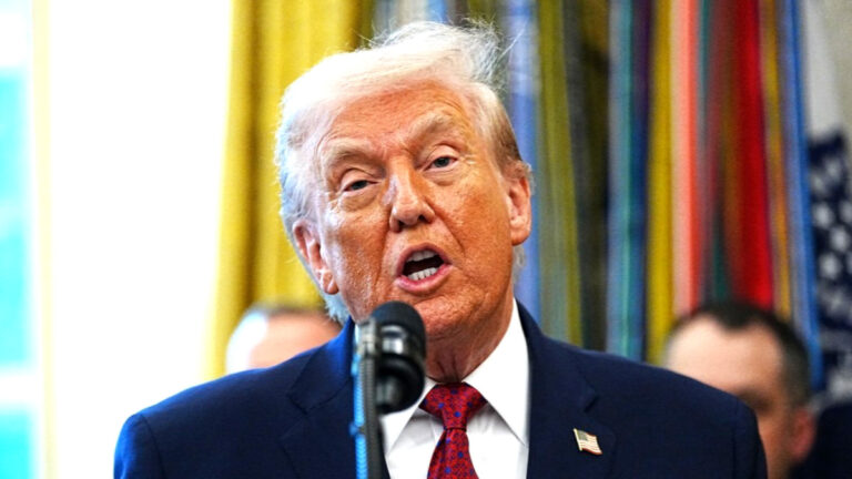 트럼프 와일스 신뢰