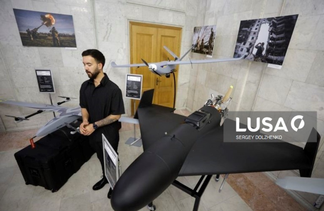 "세팅부터 발사까지 딱 15분"…1,400km 밖에서 꽂히는 괴물 무기, 모스크바 '비상사태' 2 우크라이나 자폭 드론 시첸