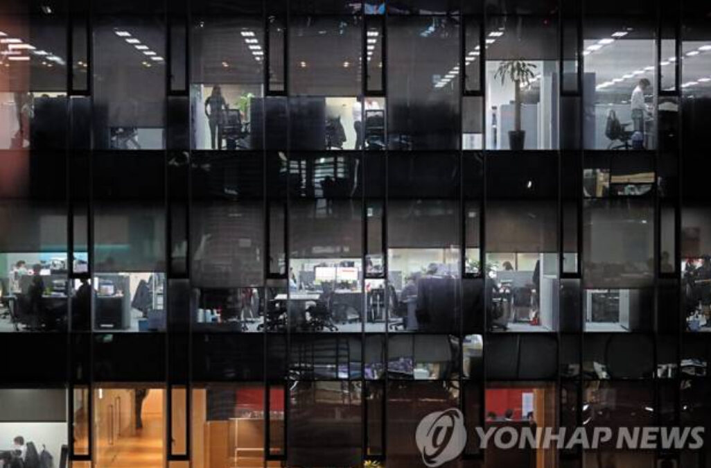 "나도 200만 원 더 받을 수 있나"…정부 마침내 칼 빼들자 직장인들 '환호' 2 포괄임금제 오남용 규제