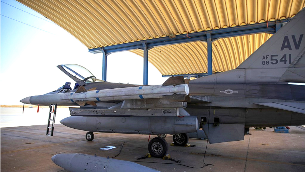 F-16