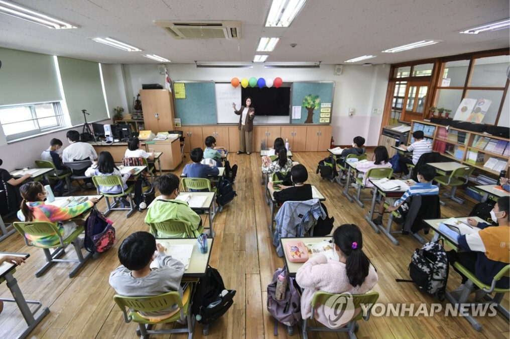 신규 임용 규모 축소