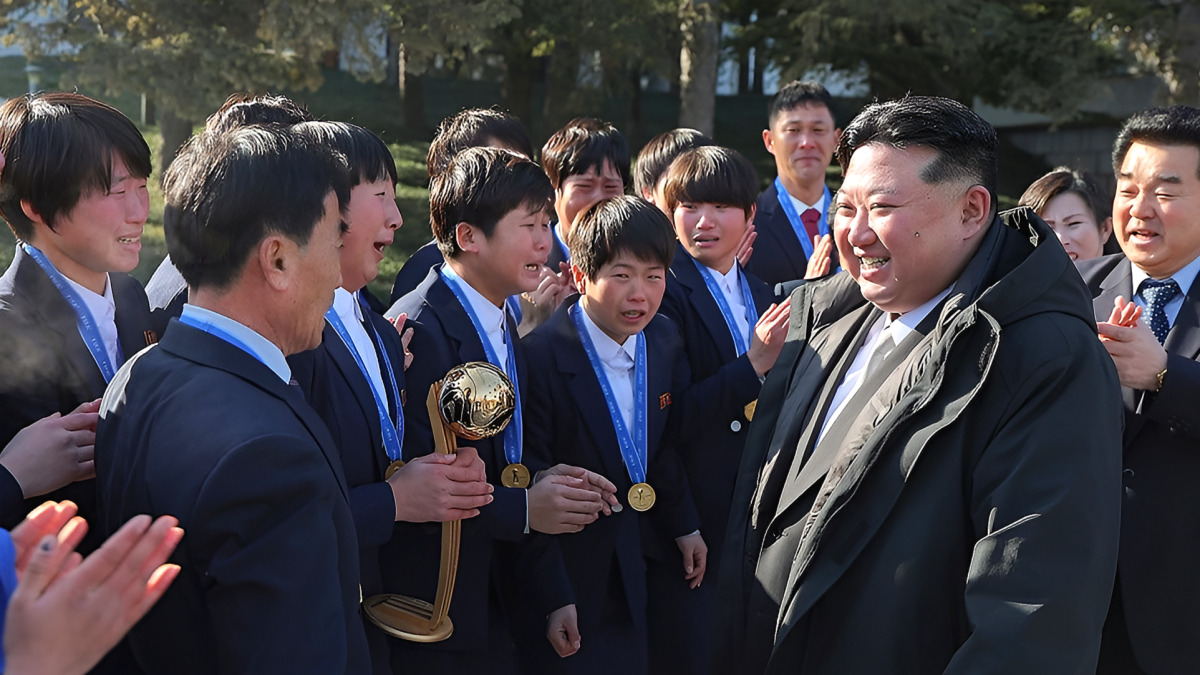 김정은, 학생