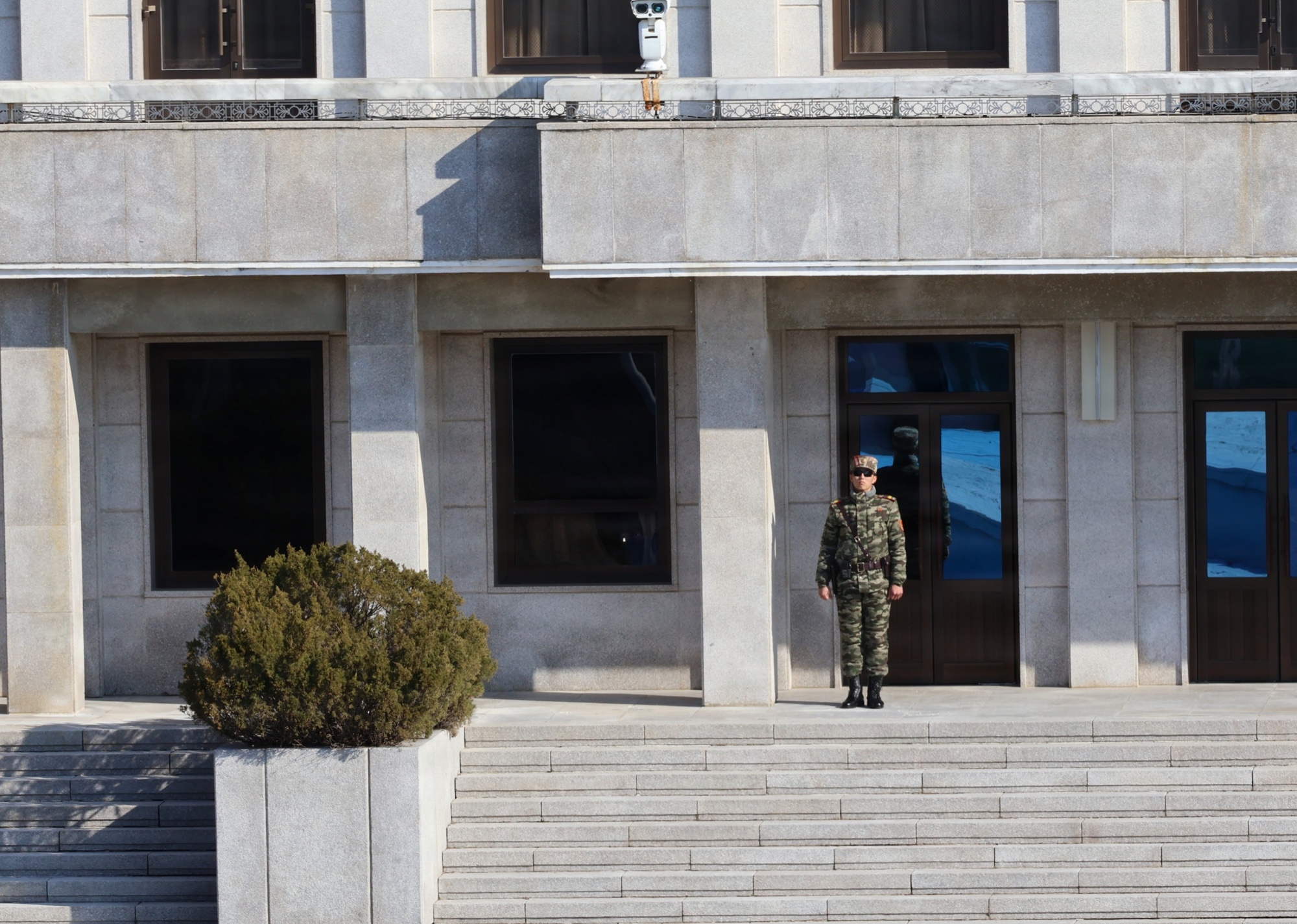 북한군 배급 긴장