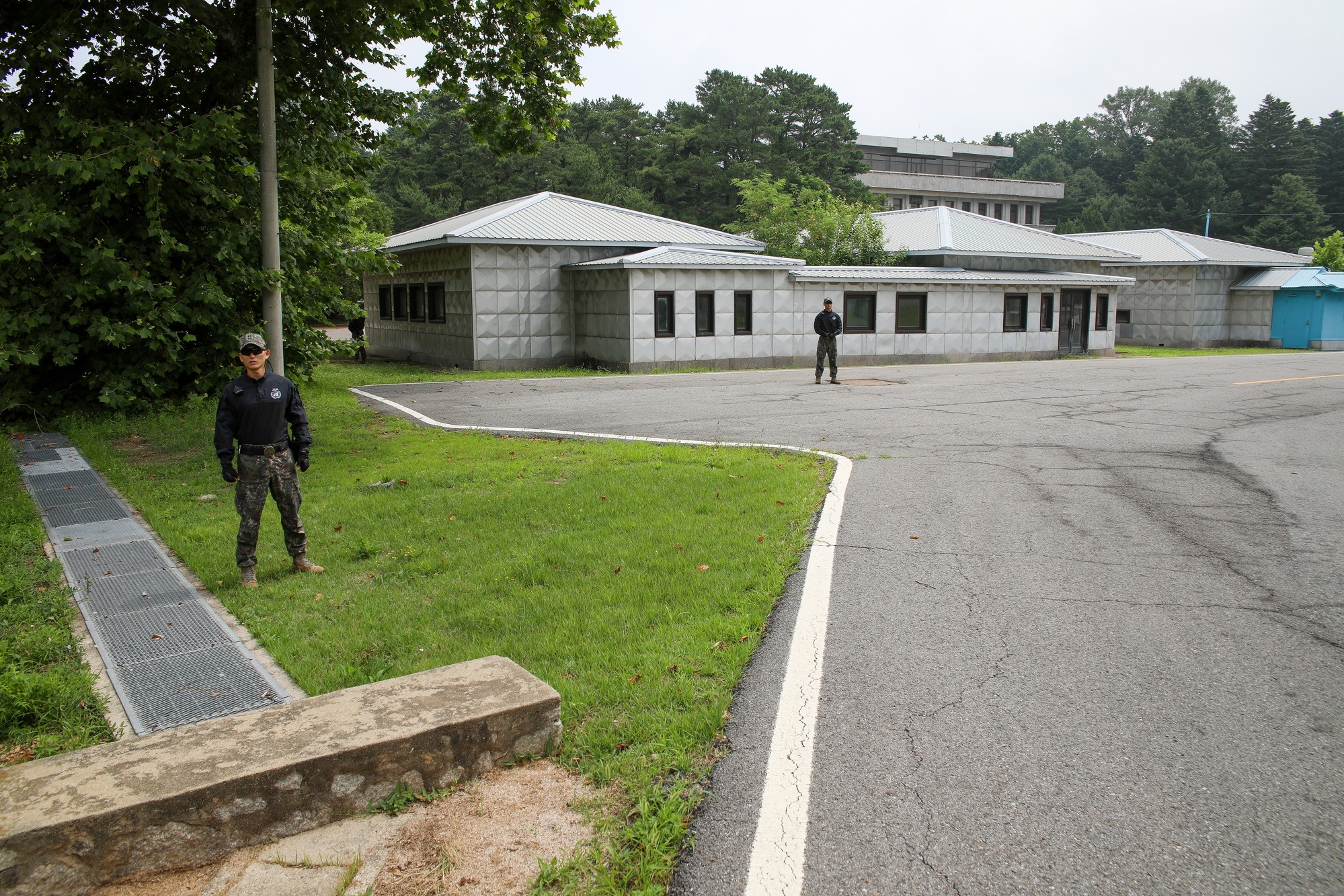 북한 남쪽 국경 요새화
