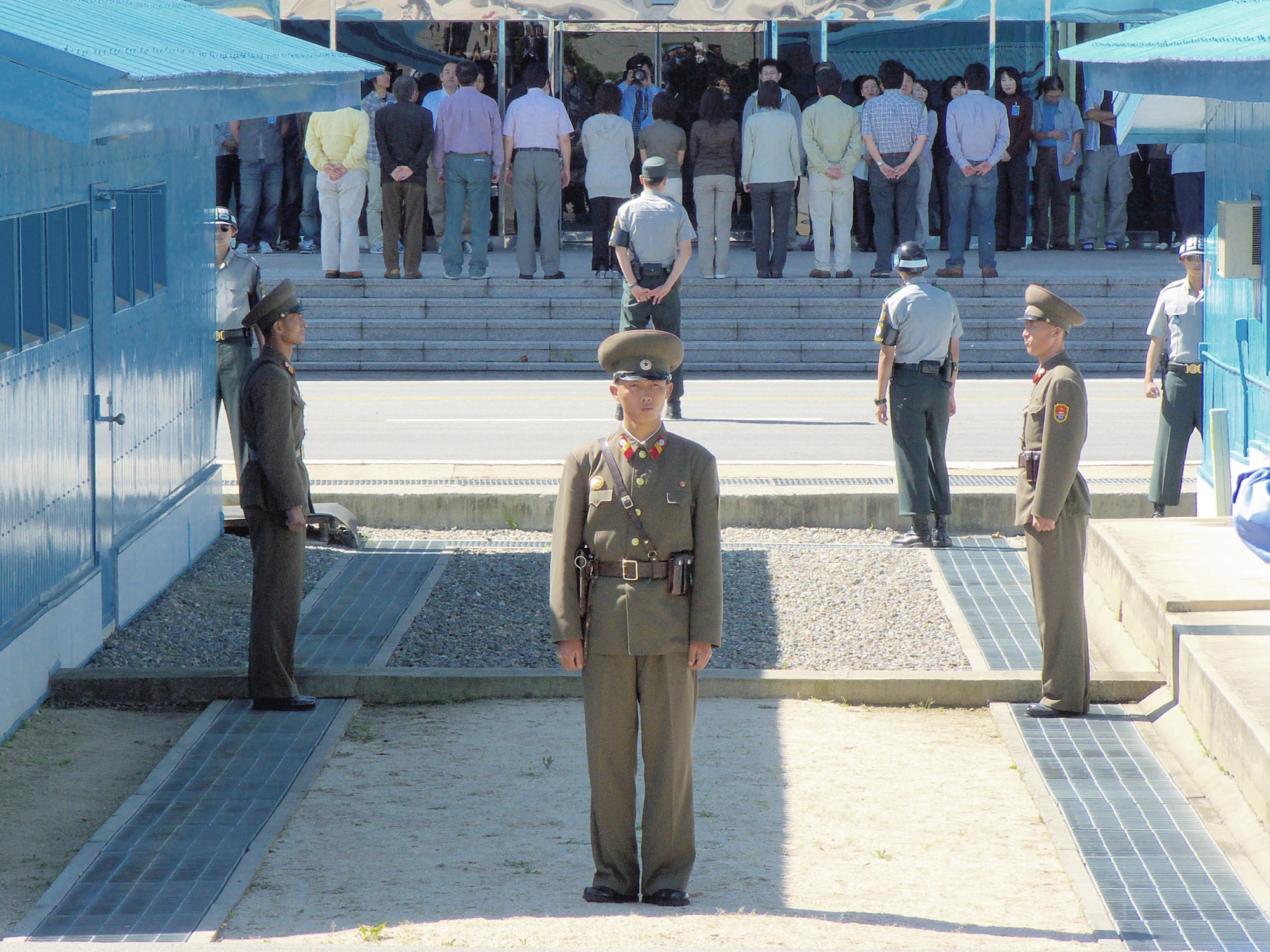 북한 남쪽 국경 요새화