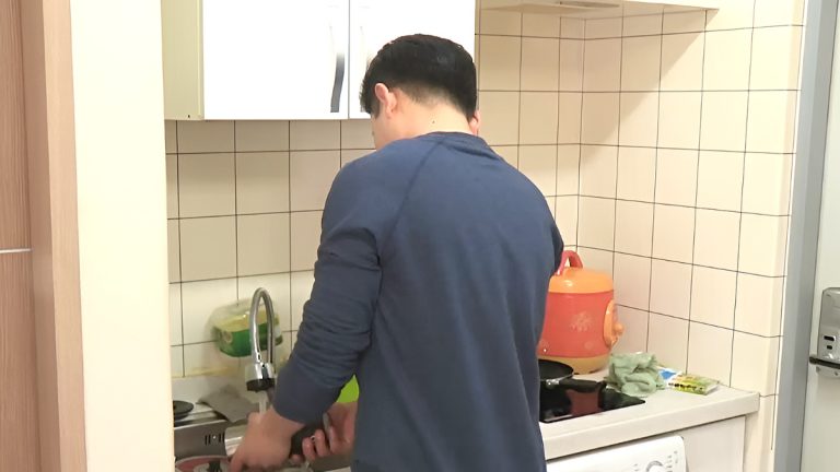 남성 전업주부