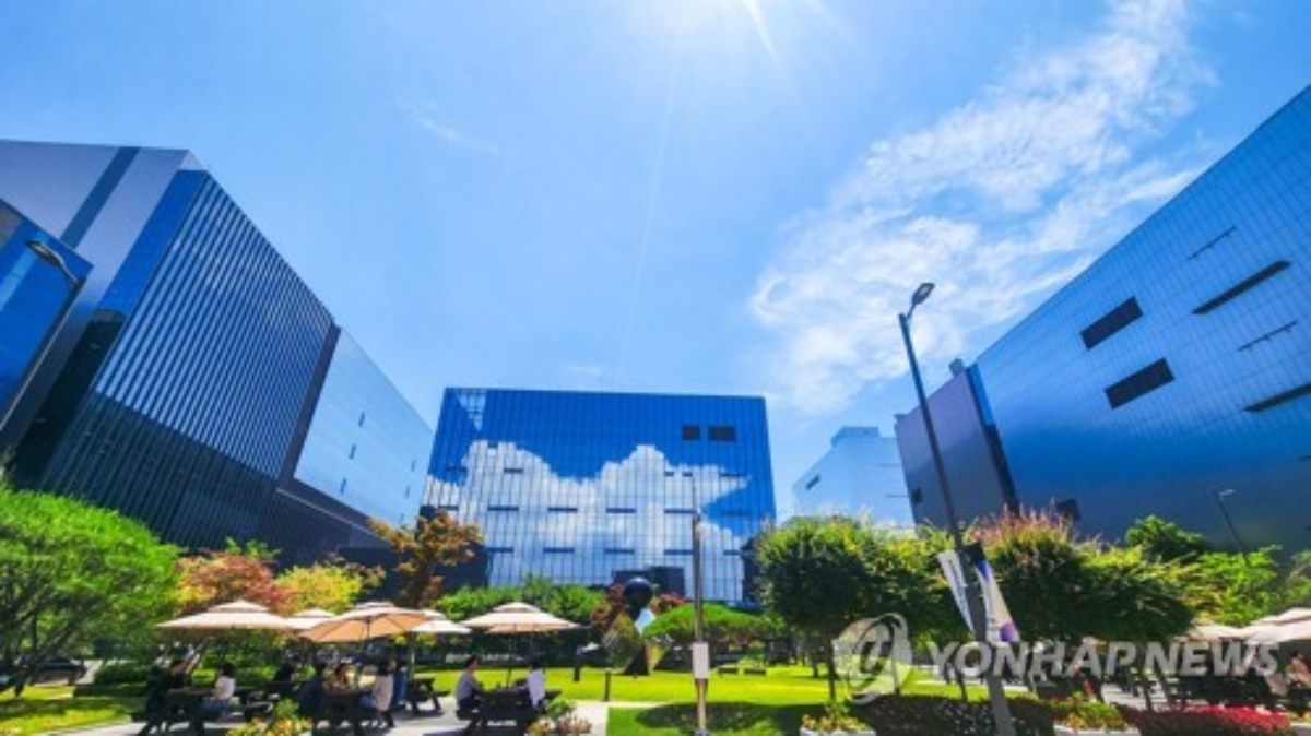 "언제 공장 짓고 있냐, 통째로 사자"…삼성, '30년 노하우' 단숨에 인수하자 발칵 4 삼성