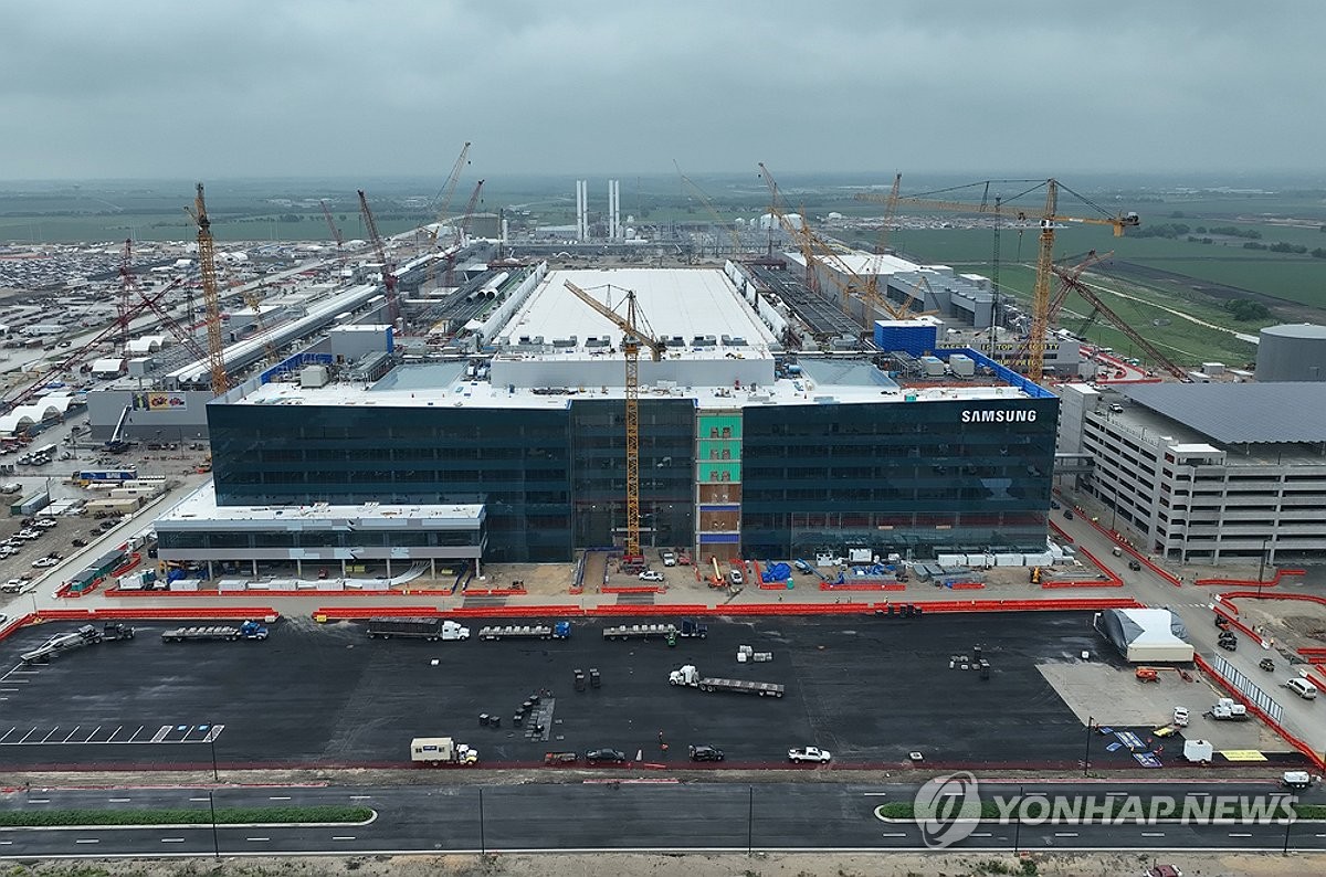 "머스크가 22조 잭팟 쐈다"…테슬라 동맹 맺은 삼성 진짜 손익 계산서 보니 '이럴 수가' 4 테슬라