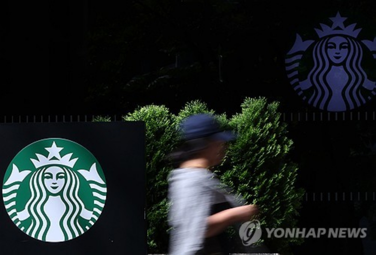 "이게 다 공짜라고?"…논란 딛고 스타벅스가 드디어 꺼낸 승부수에 '깜짝' 3 스타벅스가